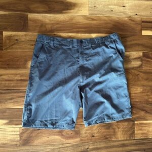 Wrangler Multi Pocket Outdoor Performance Shorts size 44